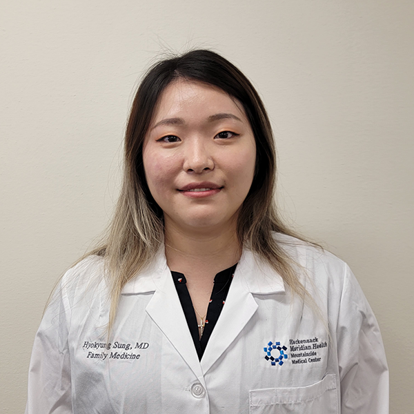 Hyokyung Sung, M.D. – Chief Resident Profile Image